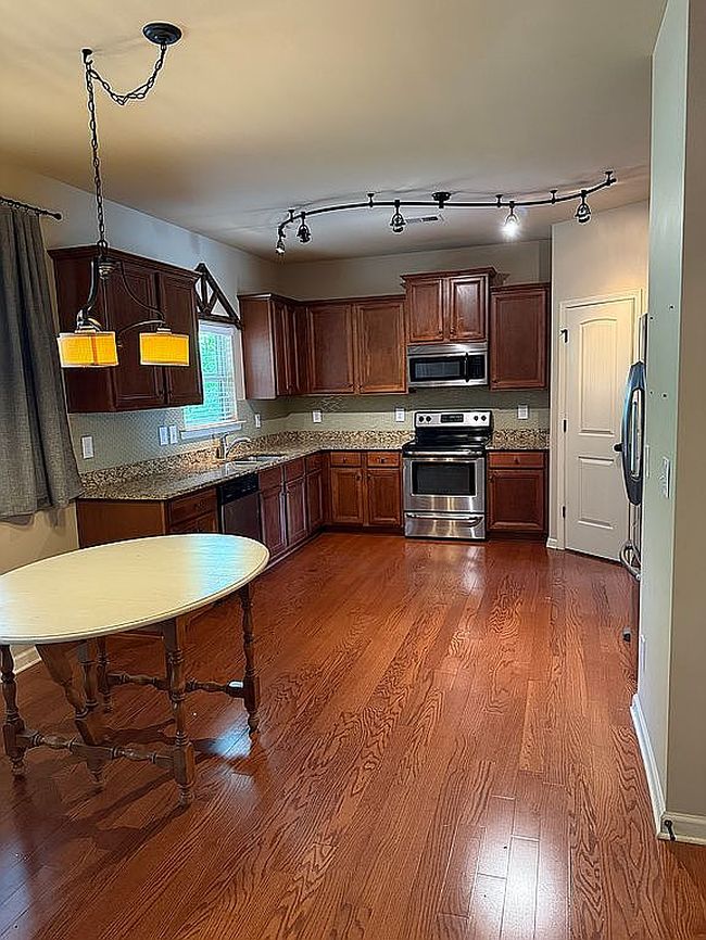 Additional photo 3 of property located at 50 Camden Village Dr