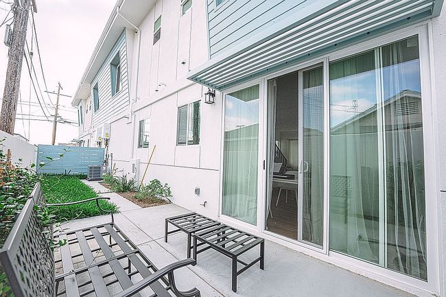 Additional photo 3 of property located at 21915 Dolores St #14