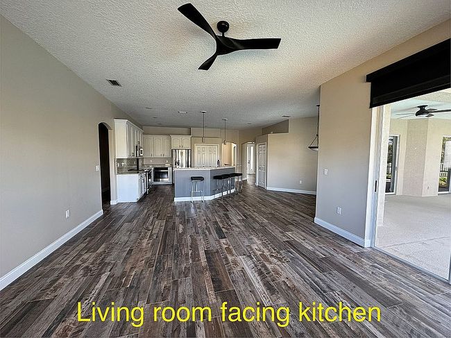 Image of 833 Woodbine Dr