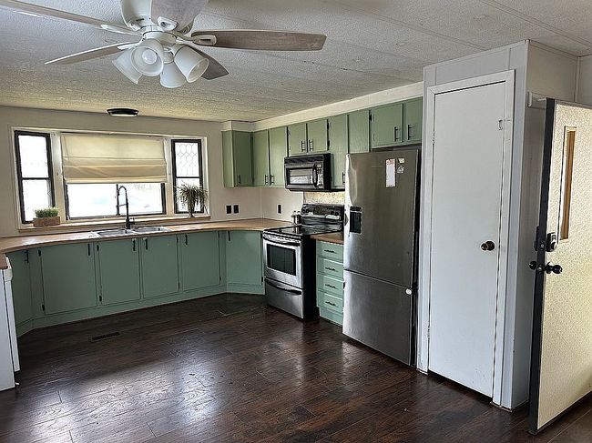 Image of 333 Se 46th St