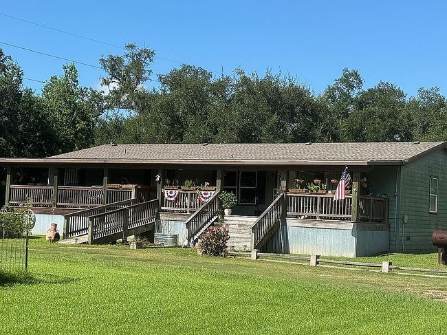 Photo of 2105 County Road 344, Brazoria, TX