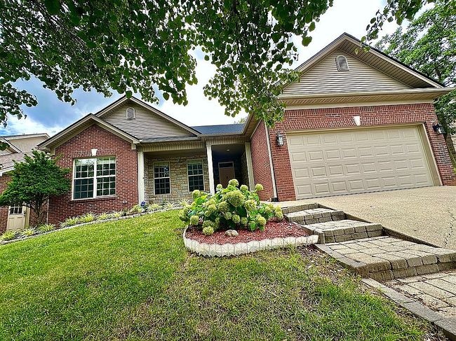 Photo of 3404 Derby Landing Cir, Lexington, KY