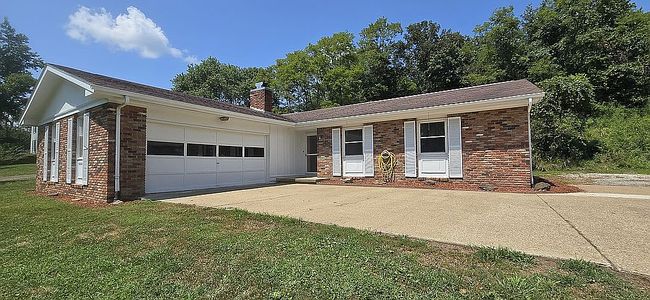 Photo of 324 Carman Dr, Gallipolis, OH