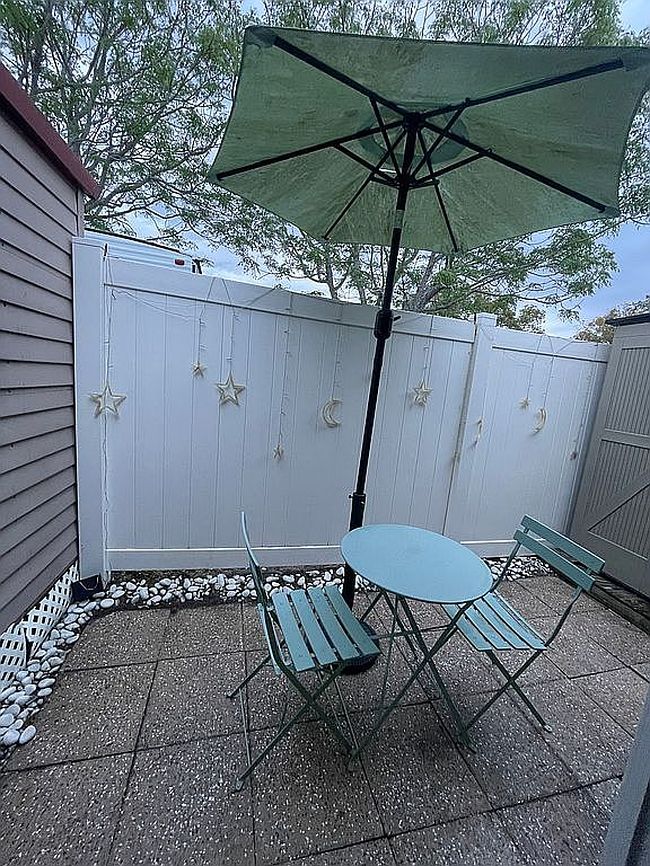 Image of 13905 W Colonial Dr