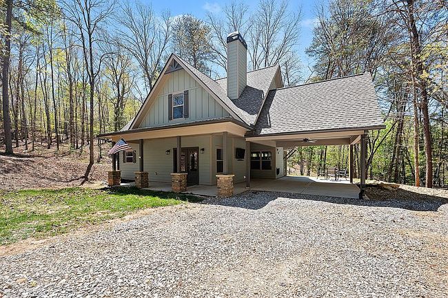 Photo of 167 Portwood Dr, Cleveland, GA