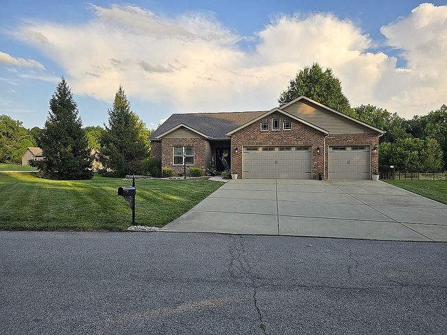 Photo of 206 Edwards St, Glen Carbon, IL