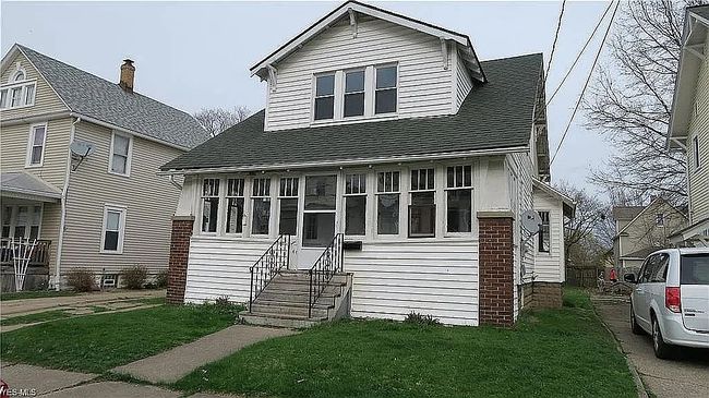 Photo of 41 25th St Nw, Barberton, OH