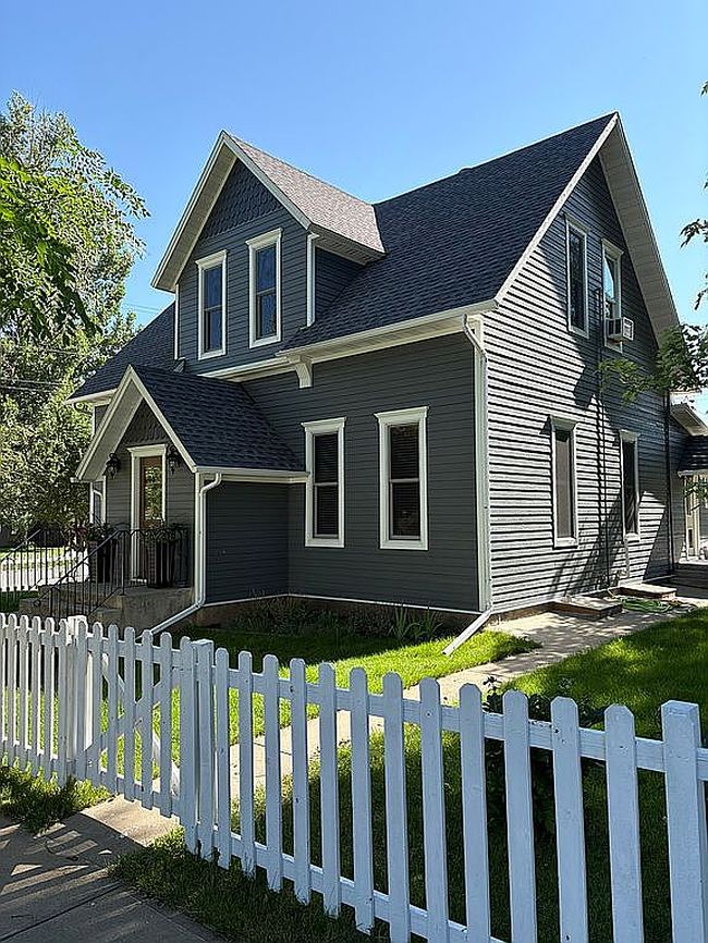 Photo of 1304 Pine St, Sturgis, SD