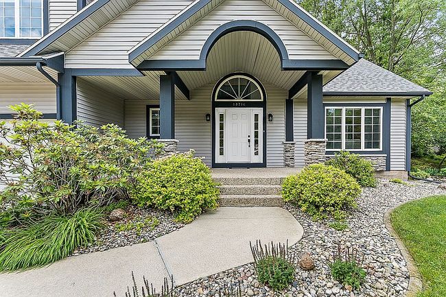 Photo of 18716 Sioux Dr, Spring Lake, MI