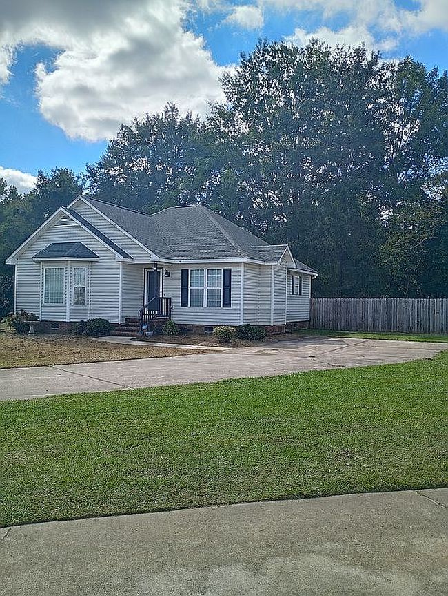 Image of 301 Julia Pl