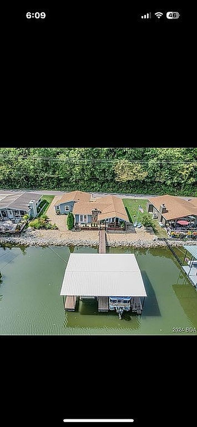Photo of 994 Sellers Rd