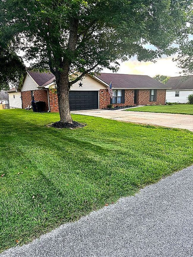 Image of 1023 S Fork Dr