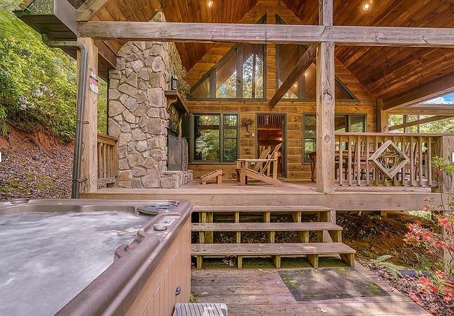 Photo of 76 Riverside Dr, Whittier, NC