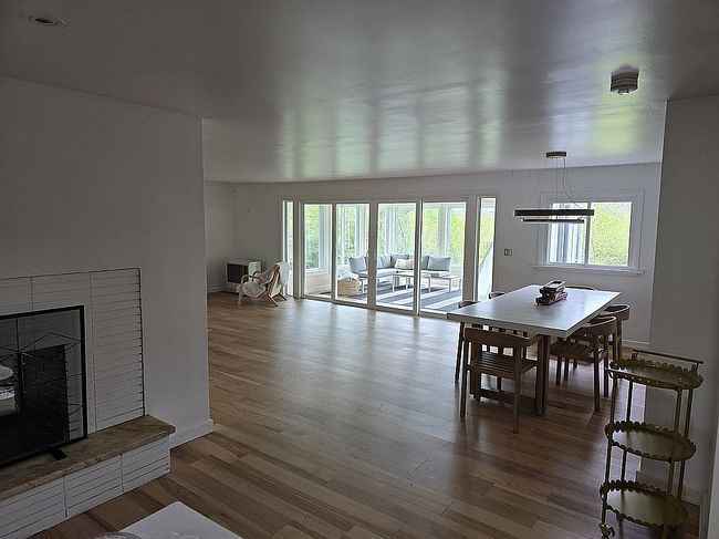 Image of 317 Pond Rd