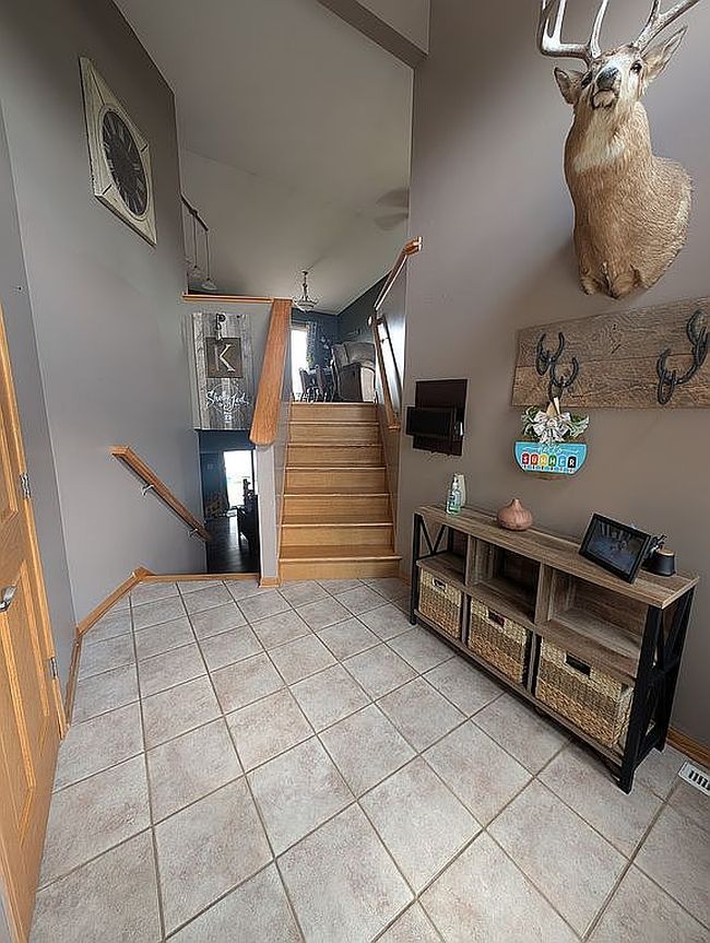 Photo of 615 5th St Ne, Plainview, MN