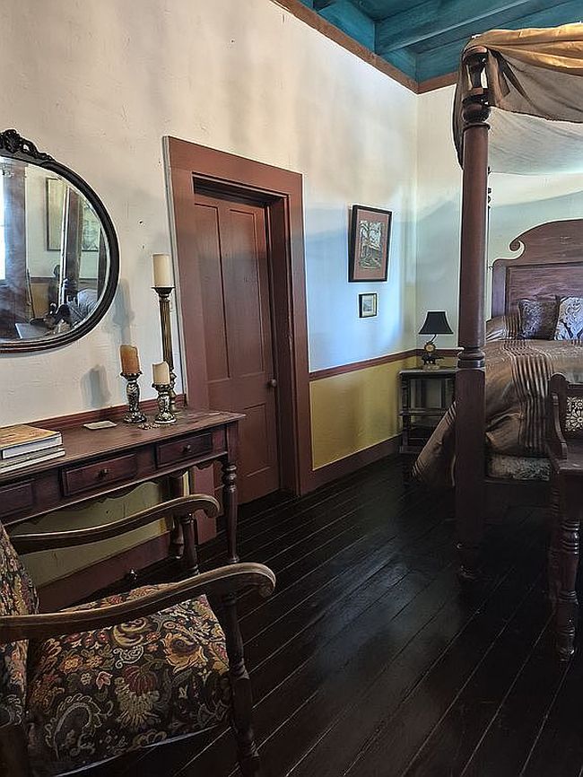 Image of 225 W Carriere St