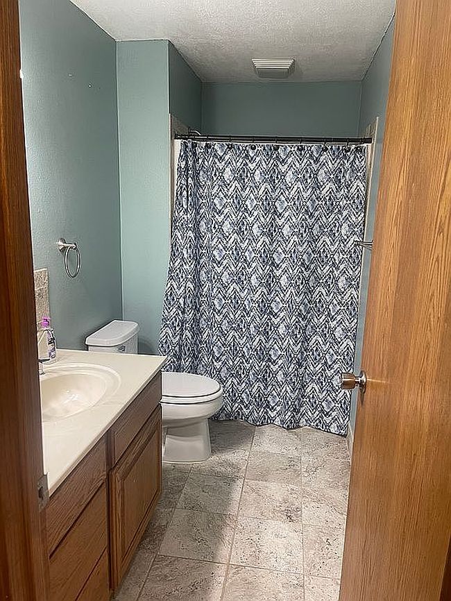Photo of 713 Sarah St, Garden City, KS