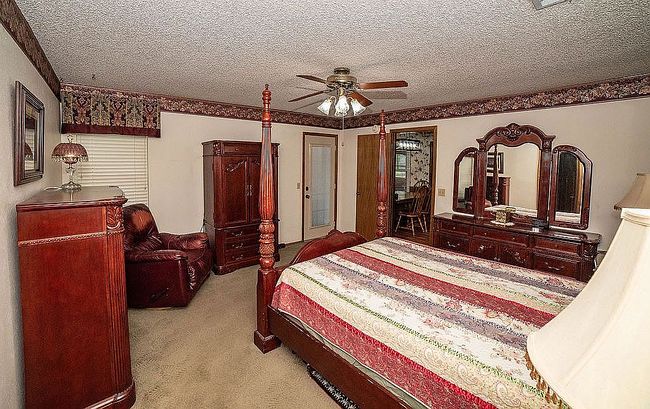 Photo of 250 Hickory Dr, Elgin, TX