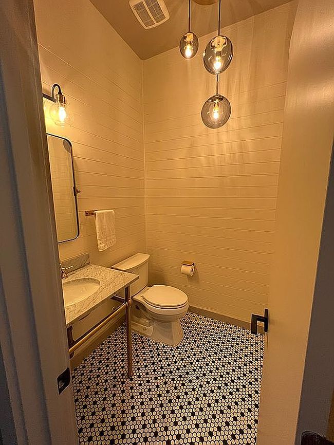 Photo of 221 W Laurel, San Antonio, TX