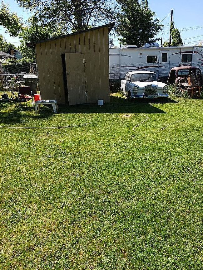 Photo of 709 W 5th St, Grandview, WA