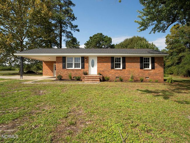 Preview of property located at 106 Pearsall Chapel Rd