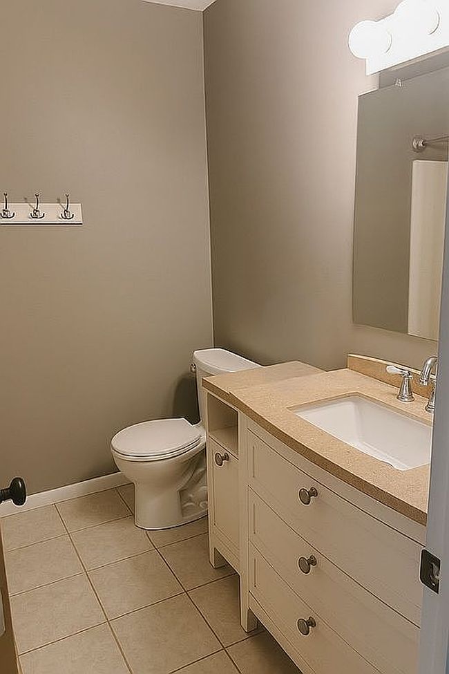 Additional photo 2 of property located at 1475 Markham St