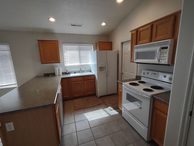 Additional photo 2 of property located at 1360 E Telegraph St Lot 8