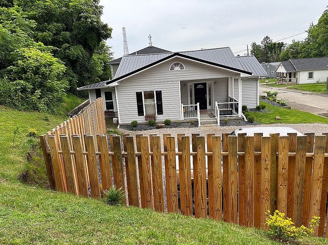 Photo of 416-418 W 3rd St, Corbin, KY