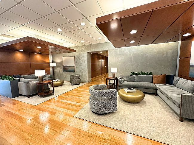 Additional photo 1 of property located at 315 Rock St Apt 1009