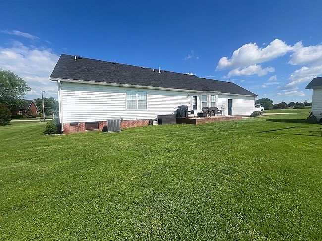 Image of 115 Hummingbird Ln