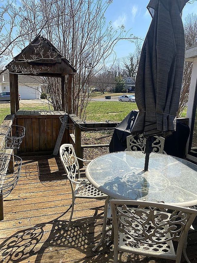 Image of 553 Princeton Rd