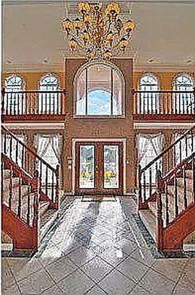 Additional photo 2 of property located at 736 Eton St