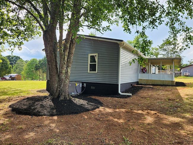 Image of 121 Amber Dr