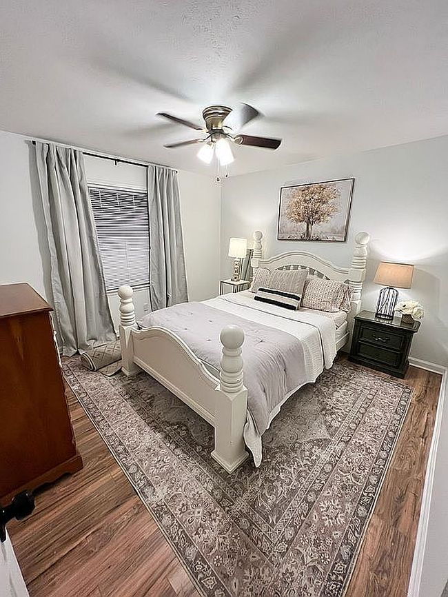 Photo of 125 S Hawk Dr, Rainbow City, AL