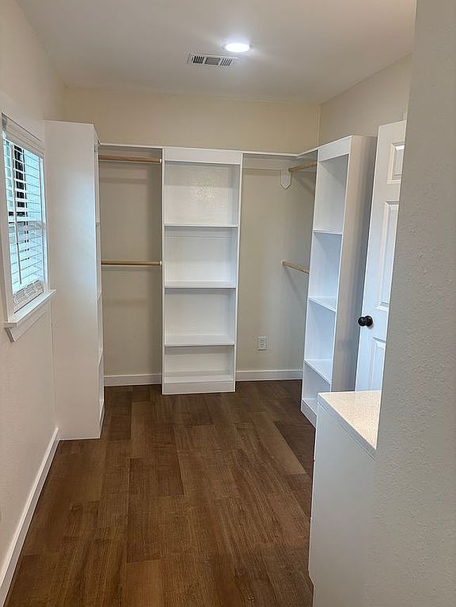 Image of 2803 County Rd