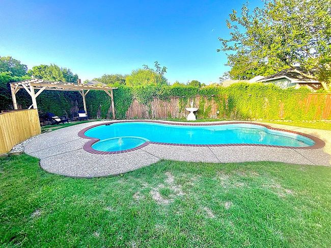 Photo of 750 Pulitzer Ln, Allen, TX
