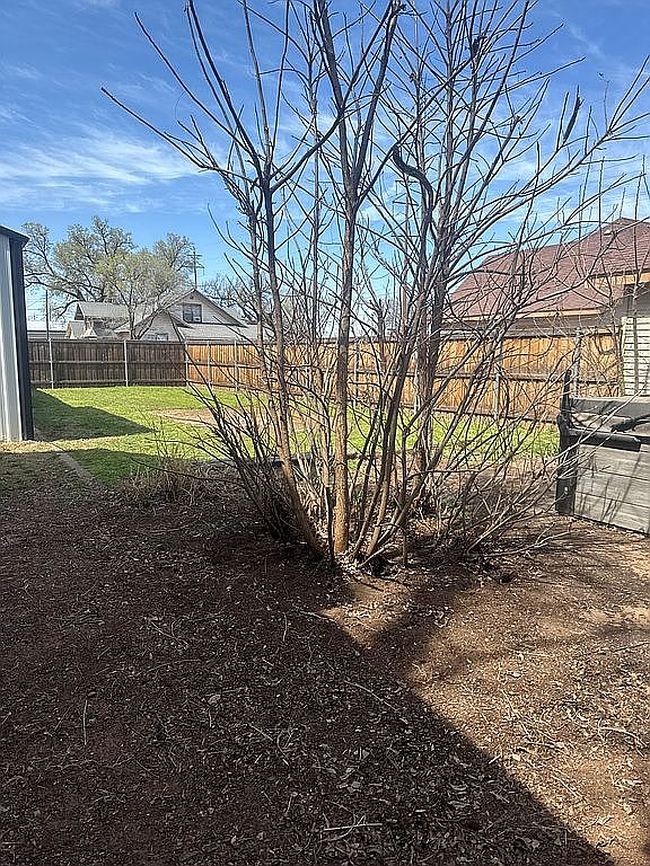 Image of 205 3rd St Se