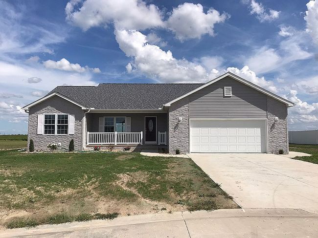 Preview of property located at 760 Fulton Dr