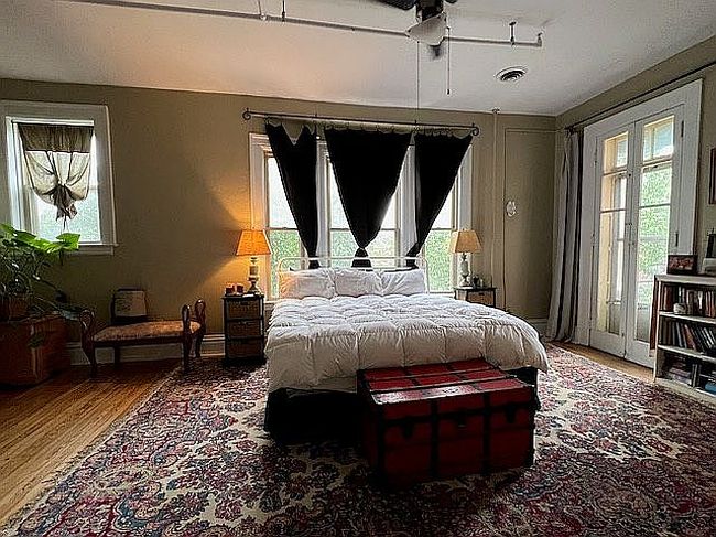 Image of 533 W Washington Blvd