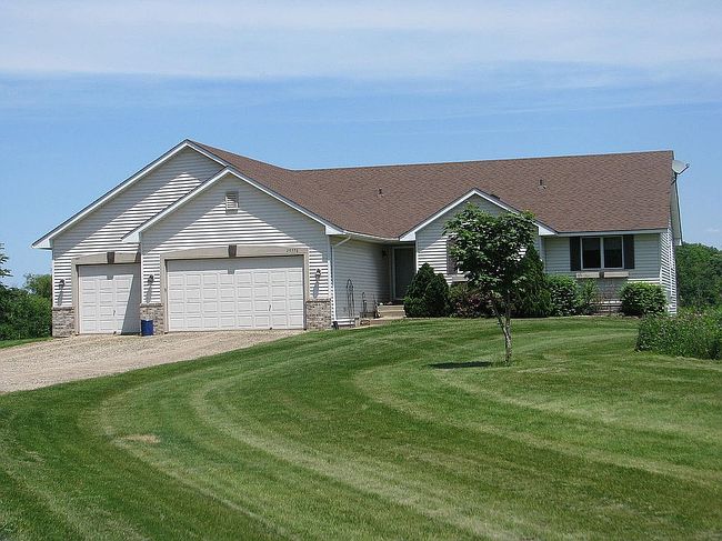 Photo of 29776 Hayes Ave, Northfield, MN