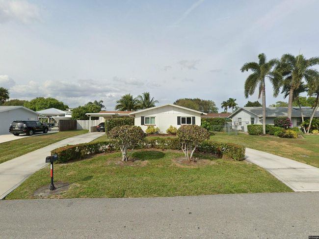 4359 Gardenia Dr, Palm Beach Gardens, FL
