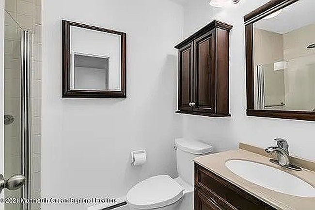 Photo of 96 Friendship Ct, Red Bank, NJ