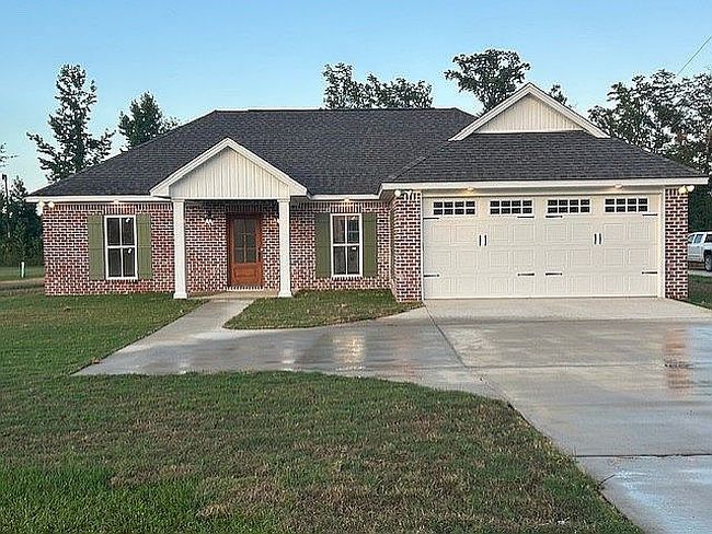 Photo of 80 Greer Rd, Grenada, MS