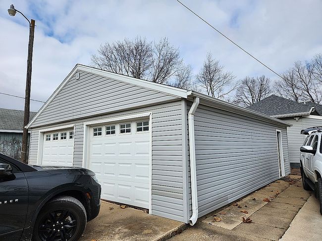 Image of 216 13th St