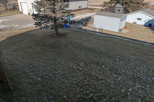 Photo of 410 W Main St Apt 2, Urbana, IA