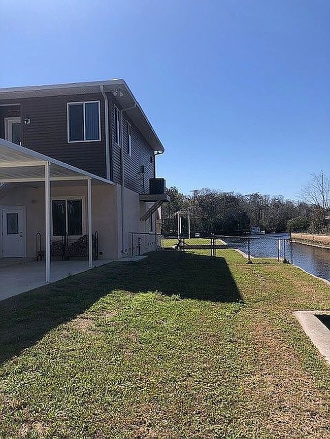 Image of 7 Oak Dr