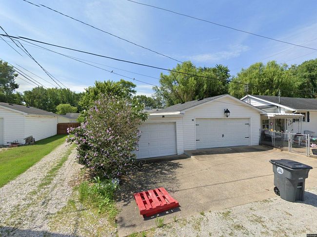 Image of 1802 S Red Bank Rd