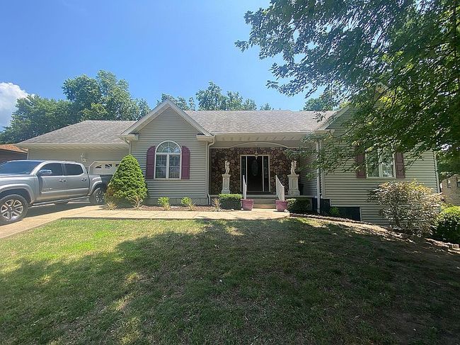 Photo of 1802 Plaza Dr, Fulton, MO
