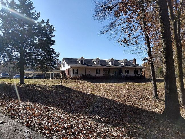 Image of 6025 College Rd