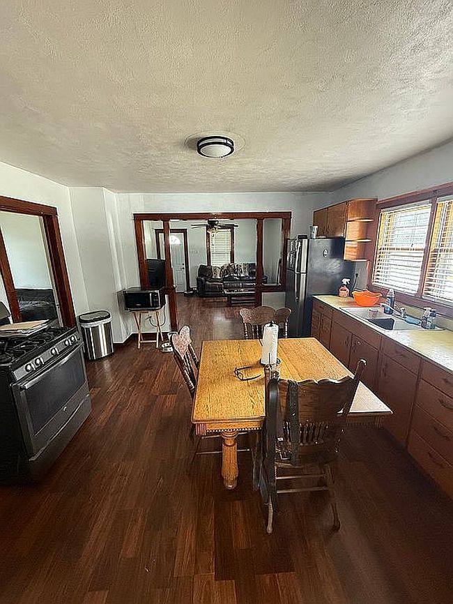 Photo of 801 Mason St, Tovey, IL